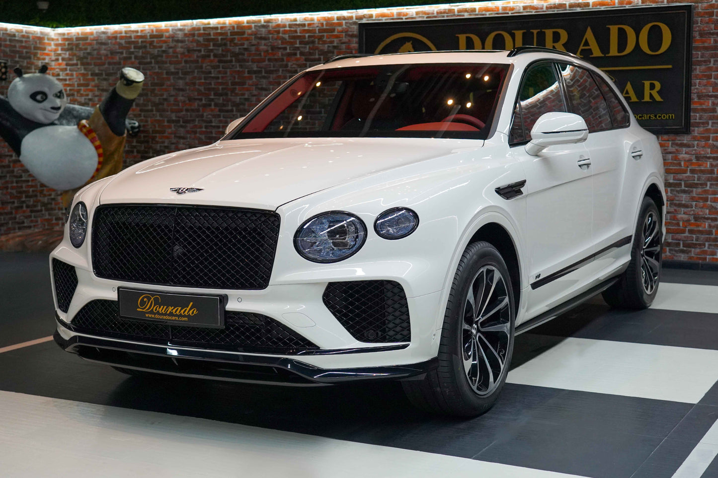 Bentley Bentayga | Brand New | 2023 | Novitec Interior | Fully Loaded