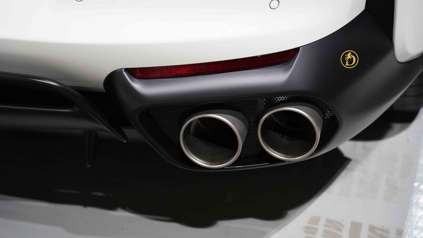 Ferrari 812 GTS | 2022 | Bianco Avus | Full Carbon Fiber Interior | 6.5L V12 | 789 HP