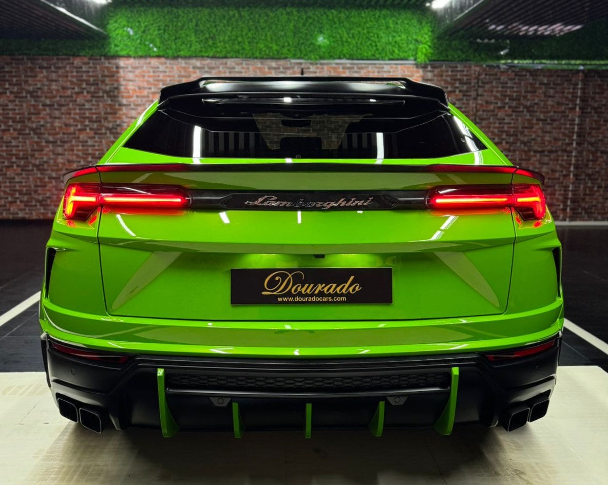 Lamborghini Urus Capsule / Novitec Edition / Full Carbon / 782 HP / Brand New / 2021