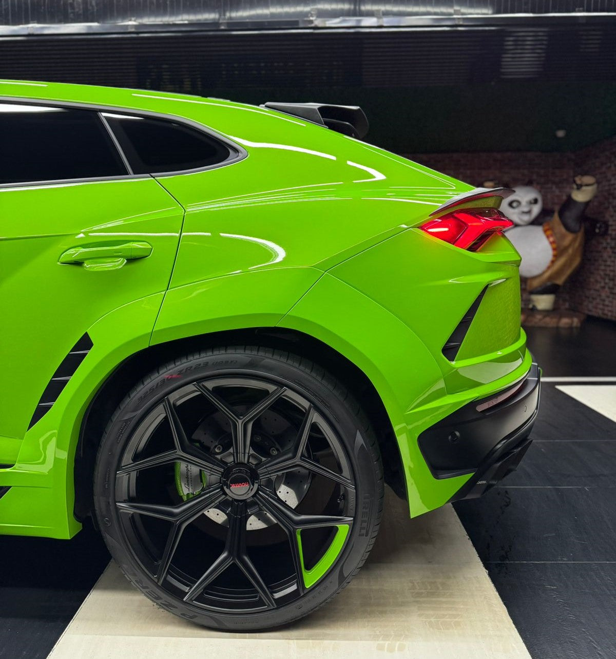 Lamborghini Urus Capsule / Novitec Edition / Full Carbon / 782 HP / Brand New / 2021
