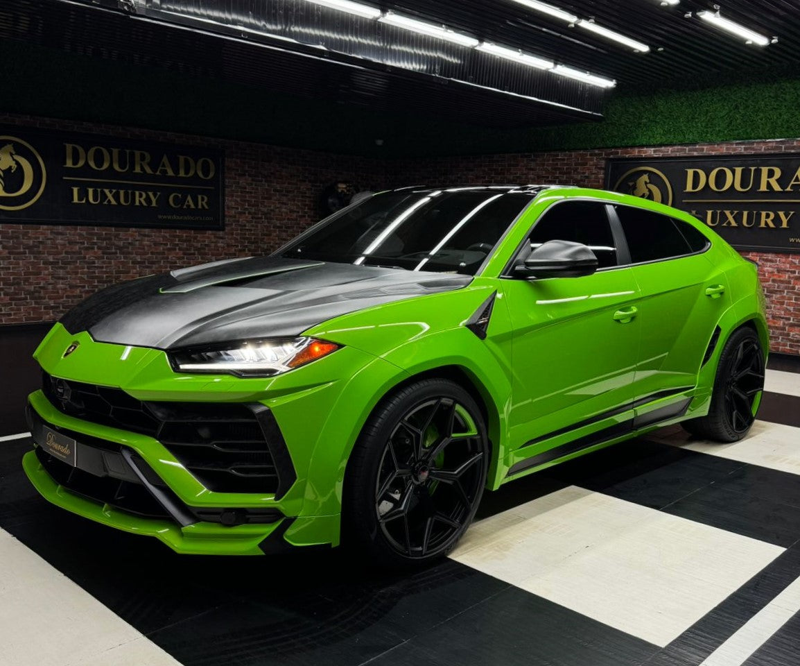 Lamborghini Urus Capsule / Novitec Edition / Full Carbon / 782 HP / Brand New / 2021